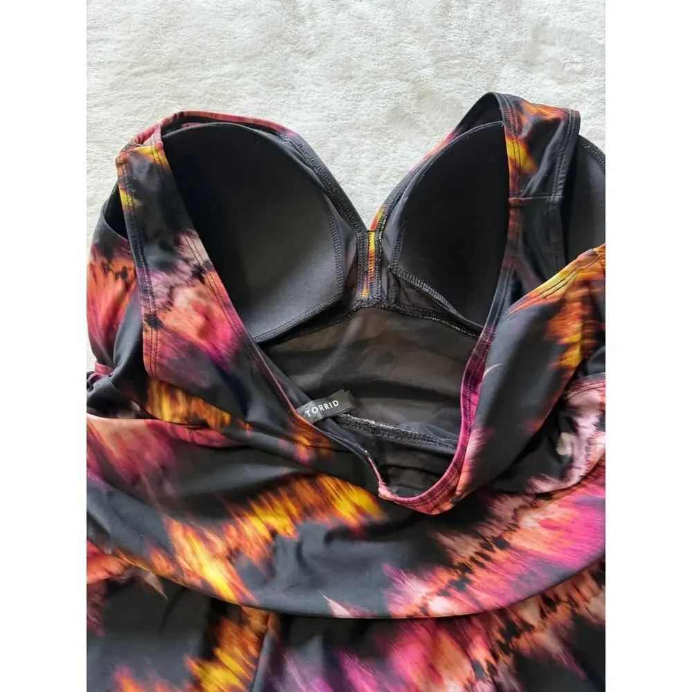 Torrid Size 1 1X 14-16 Wireless Short Asymmetrical Swim Dress with Brief Tie Dye